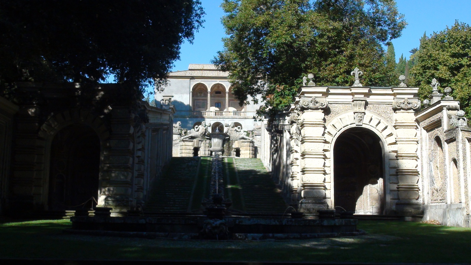Villa-Farnese43.jpg